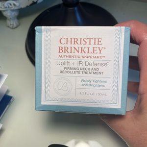 Christie Brinkley Uplift + IR Defense Firming Neck &amp; Decollete